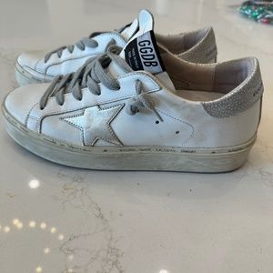 Hi Star Golden Goose